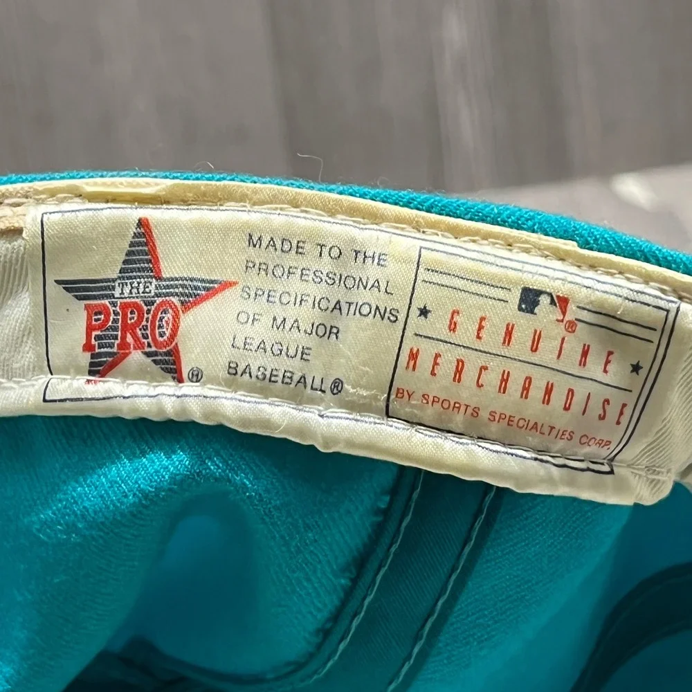VTG Florida Marlins Sports Specialties Script Wool Fitted Hat 7‎ 3/8 Teal/Black
